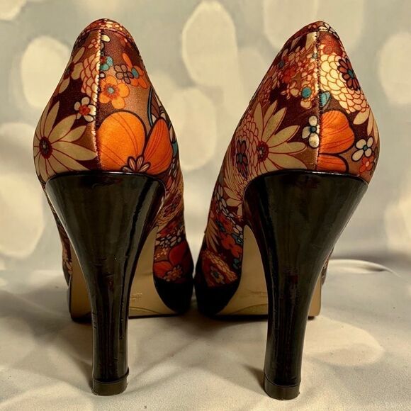 MADDEN GIRL LATTE PEEP TOE 4” HEEL SIZE 9 - Picture 4 of 5